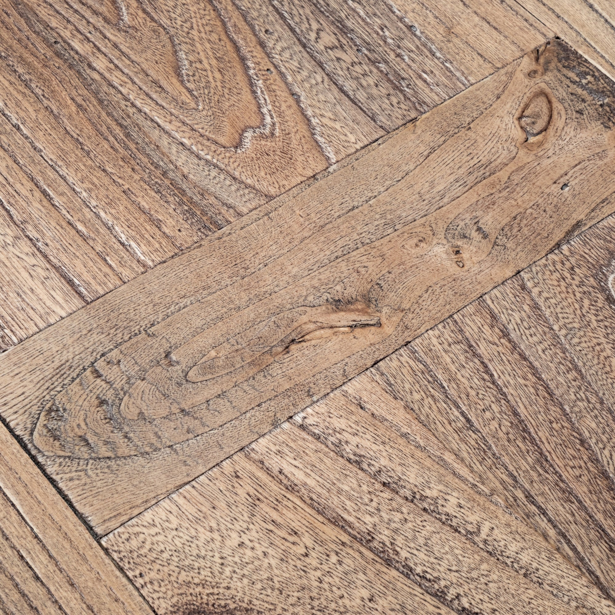 Reclaimed ELM 2.4m Wood Bergamo Bench- Natural