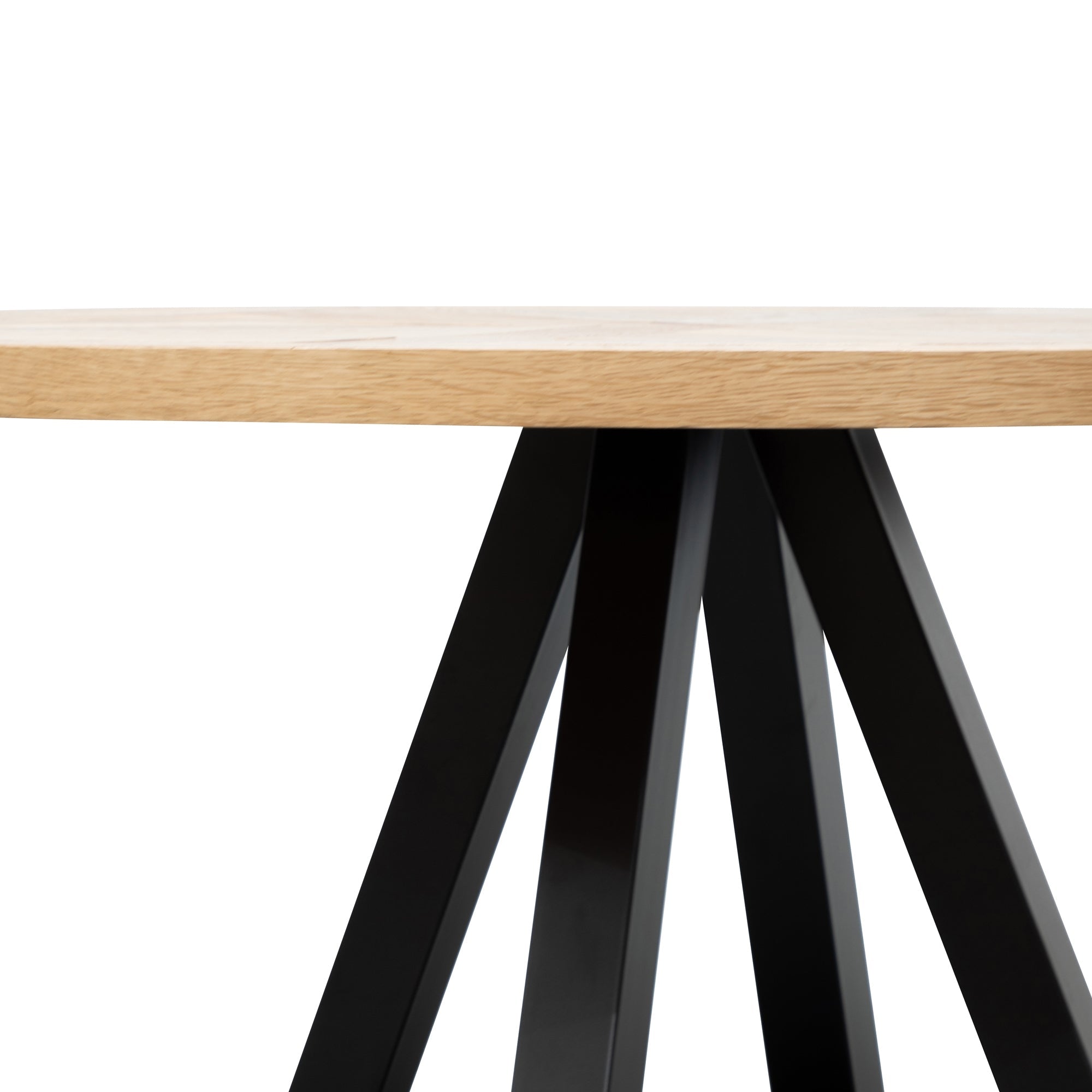 Round Siena Dining Table - Oak