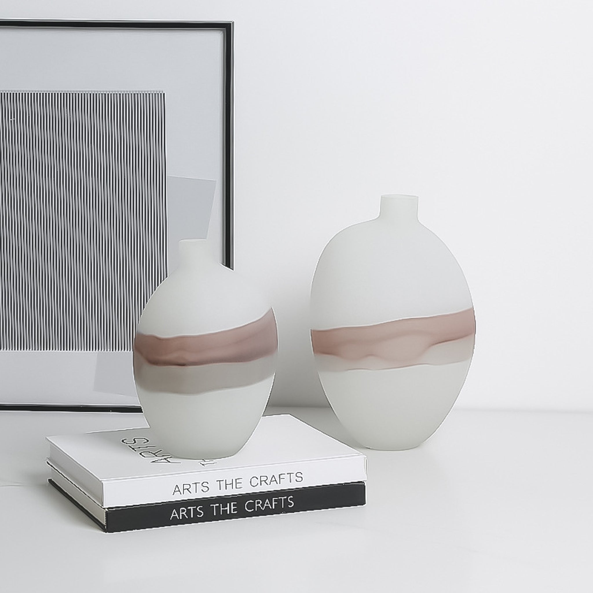 Flowing Vase A - White
