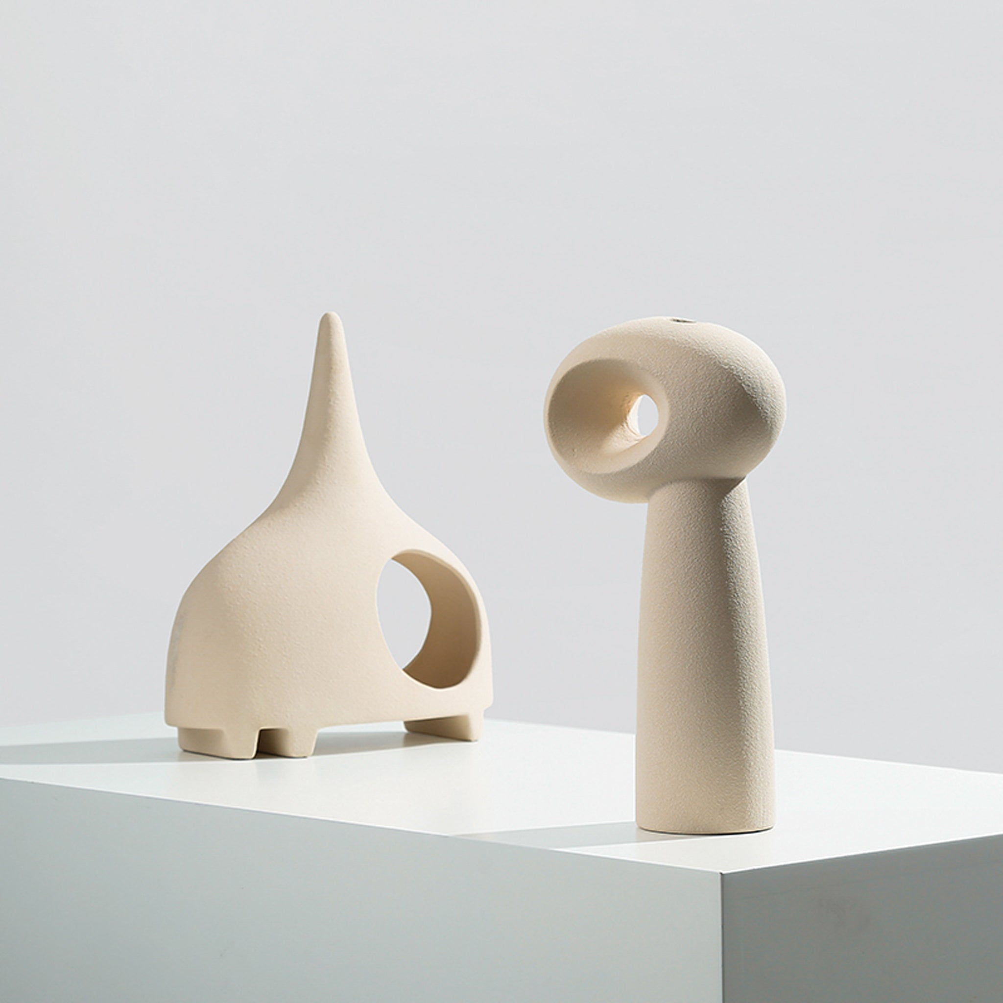 Single Eye Ceramic Sclupture