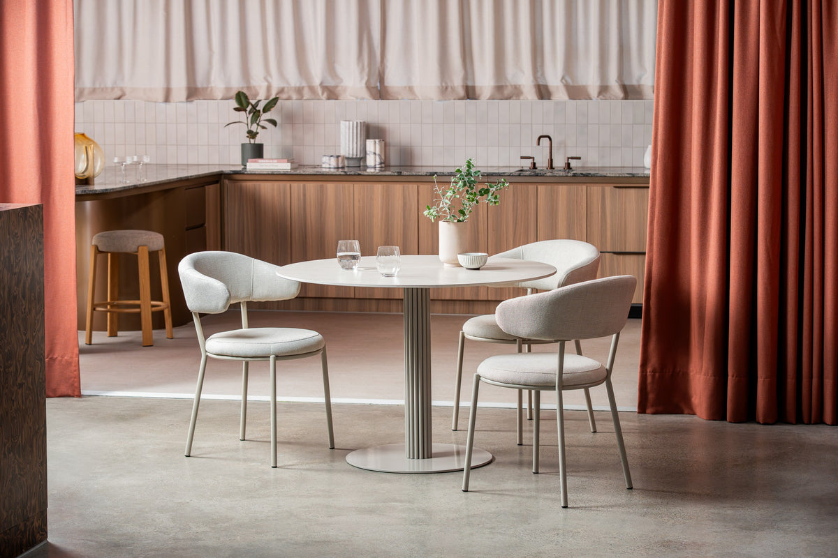 Arlino Dining Table Grigio / Matte Tofu