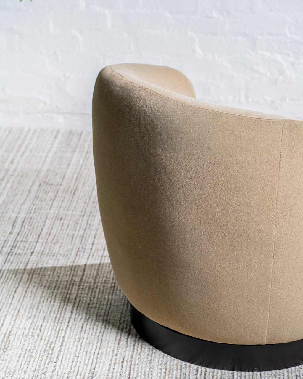 Lento Swivel Occasional Chair Latte