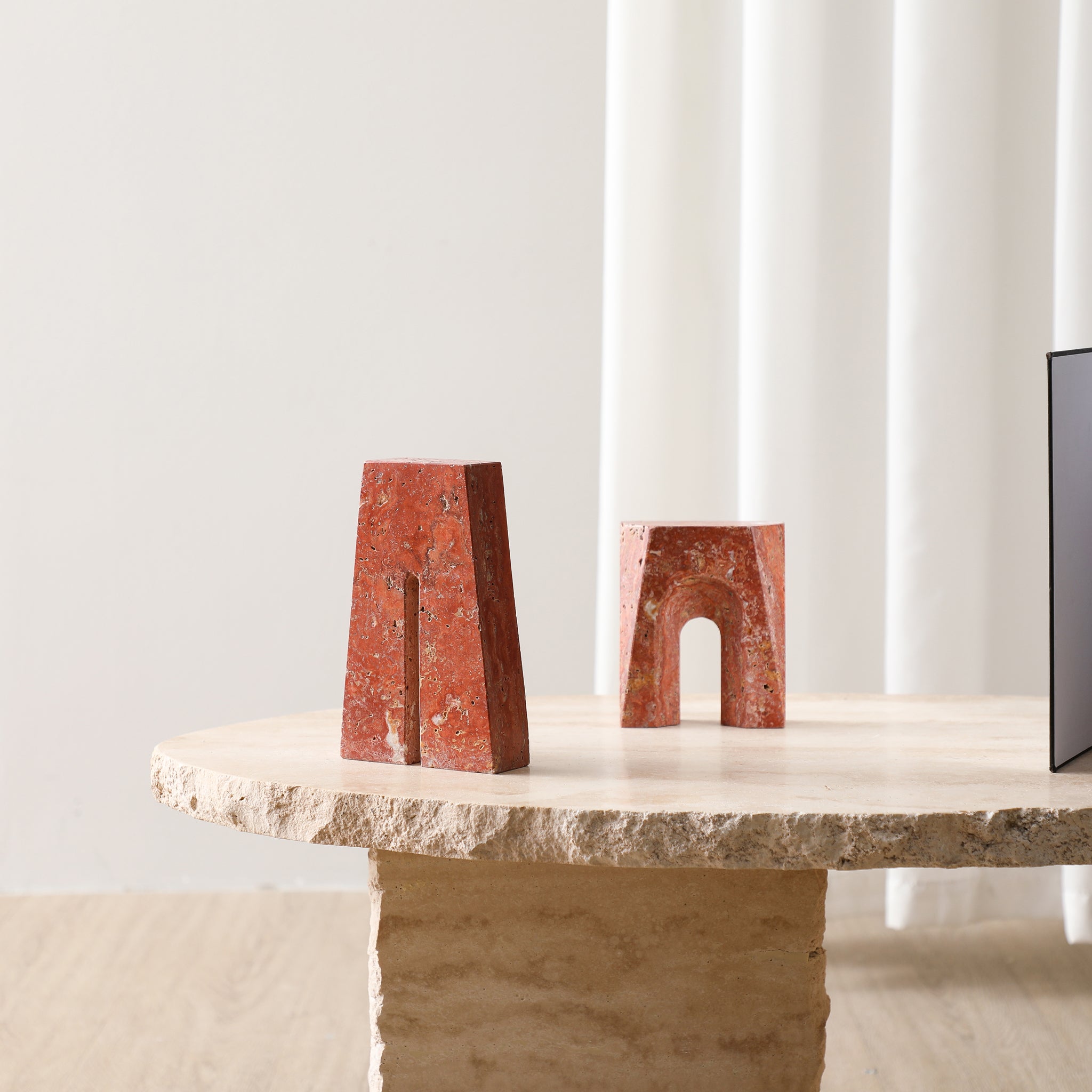 Arch Short Marble Sclupture - Red