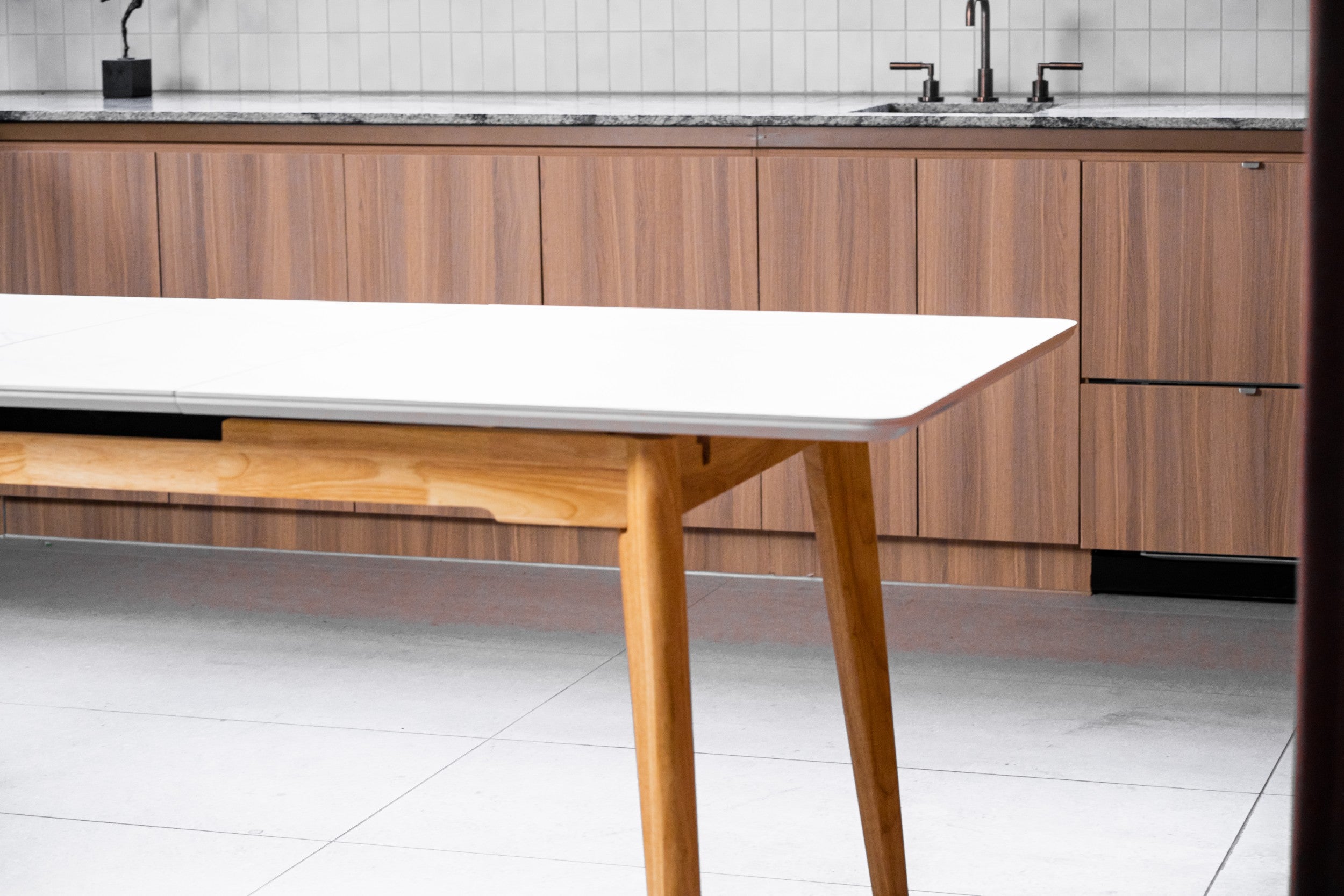 Nordic Extension Dining Table Snow White