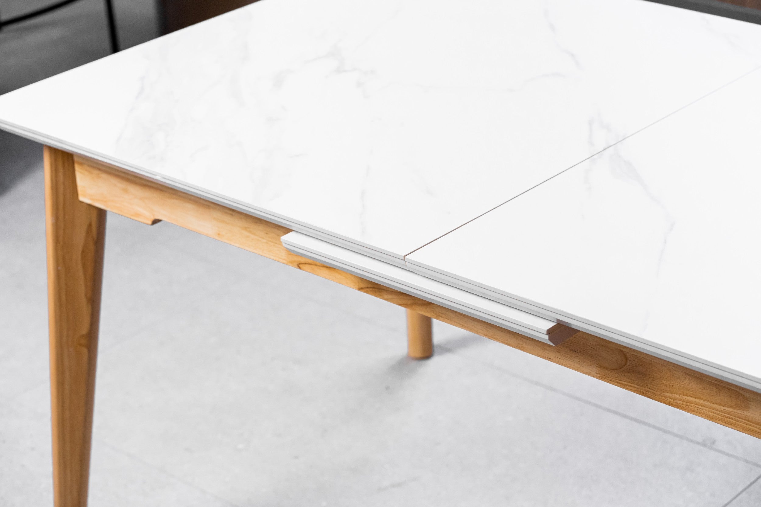 Nordic Extension Dining Table Snow White