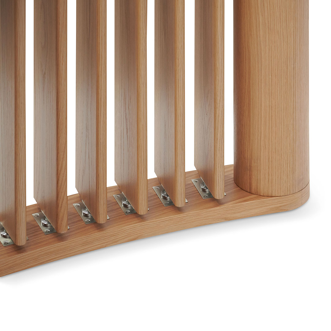 3m Curved Wall Stand - Natural Oak