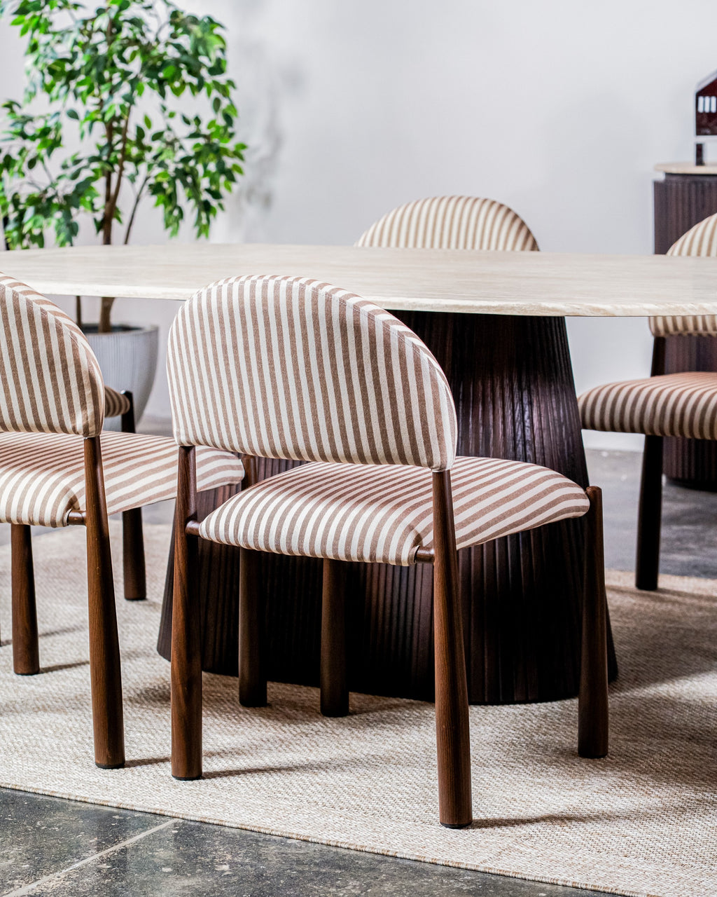 Sahel Dining Chair Beige / Walnut