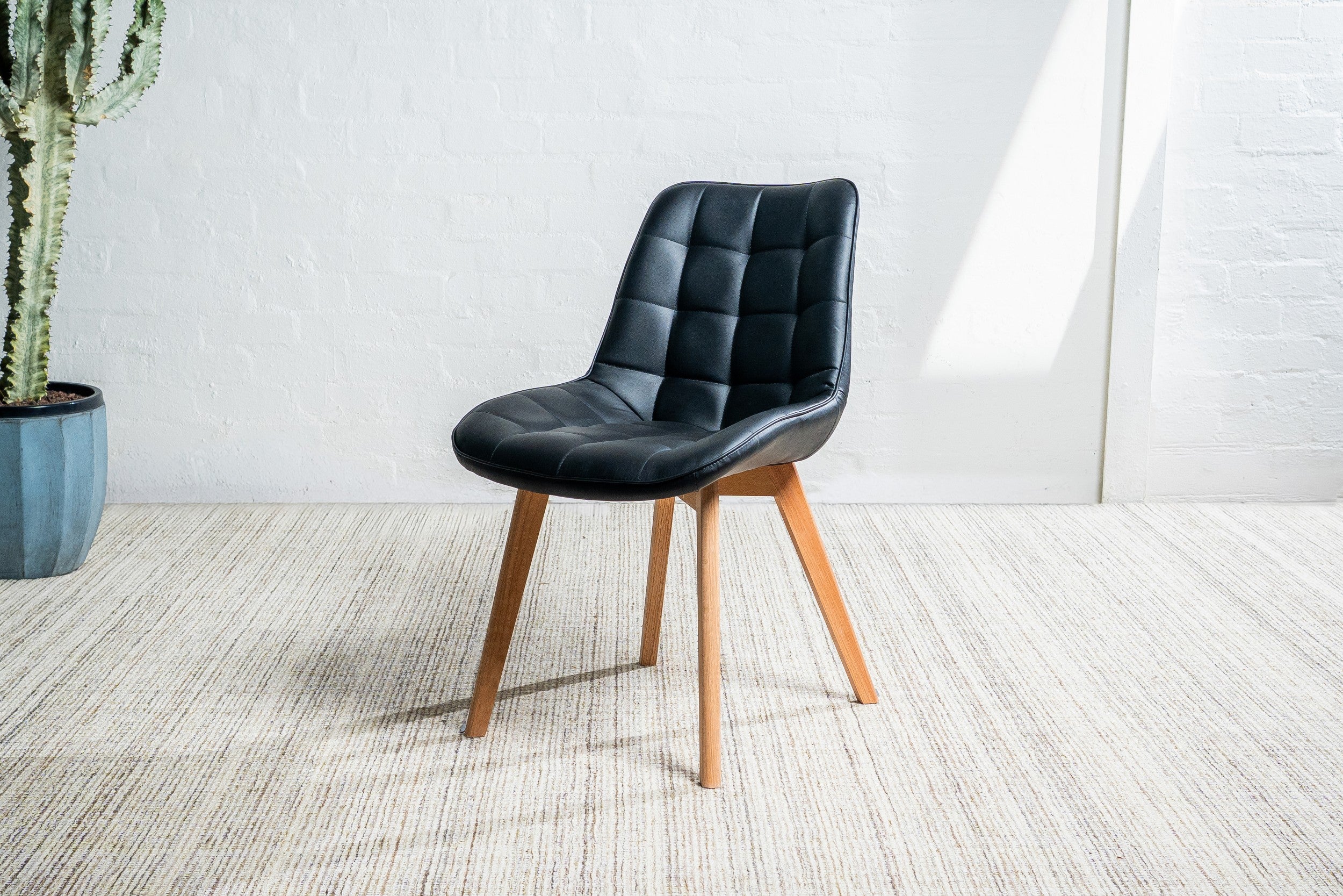 Arbor Dining Chair Black / Natural (Set of 4)