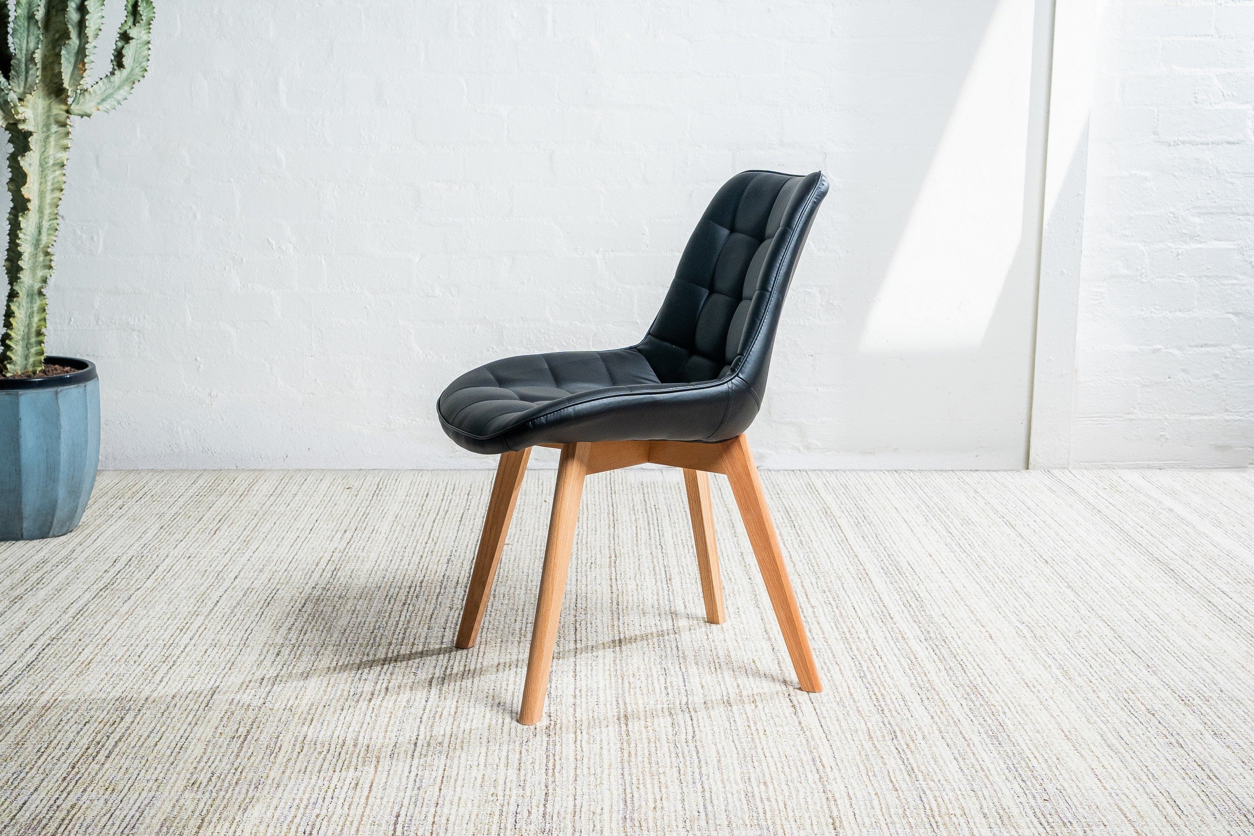 Arbor Dining Chair Black / Natural (Set of 4)
