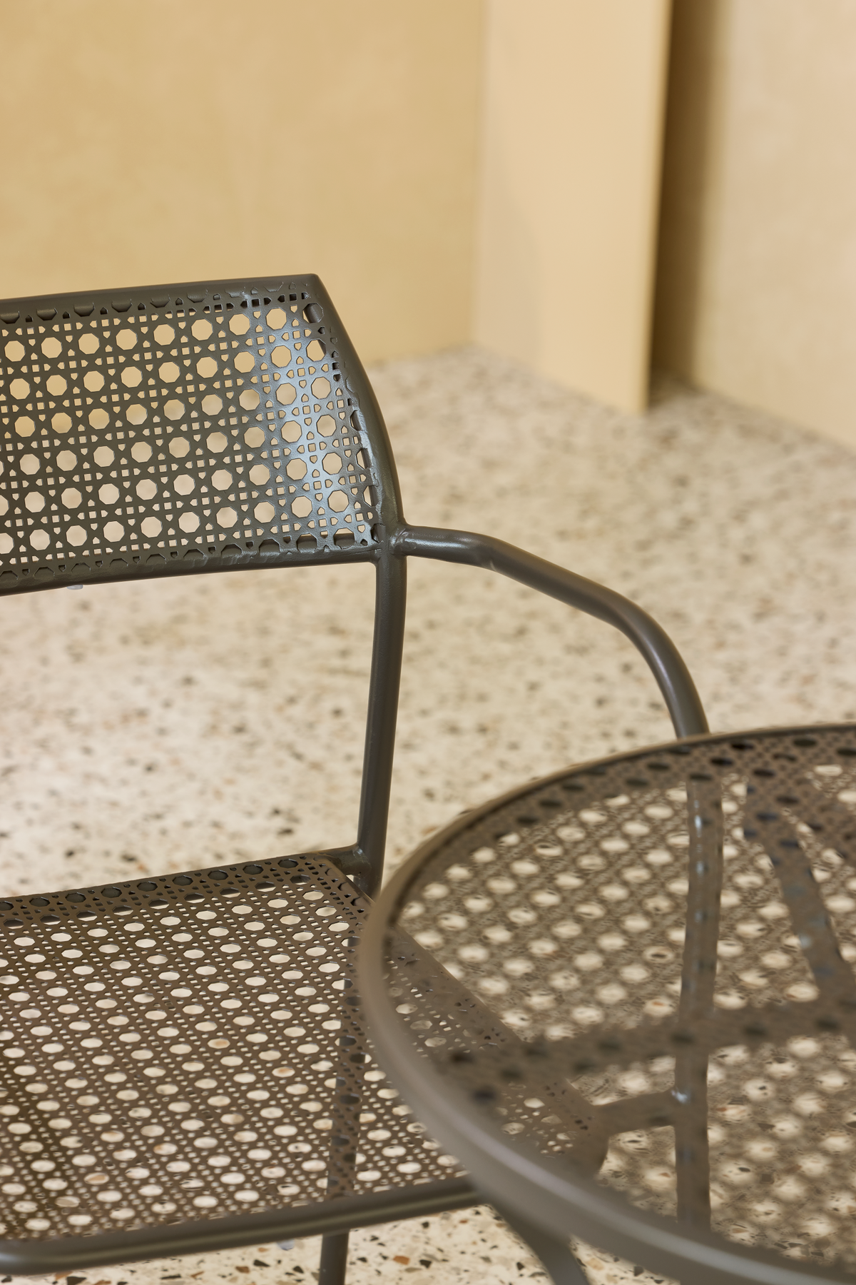 Havora Outdoor Chair Espresso (Set of 2)