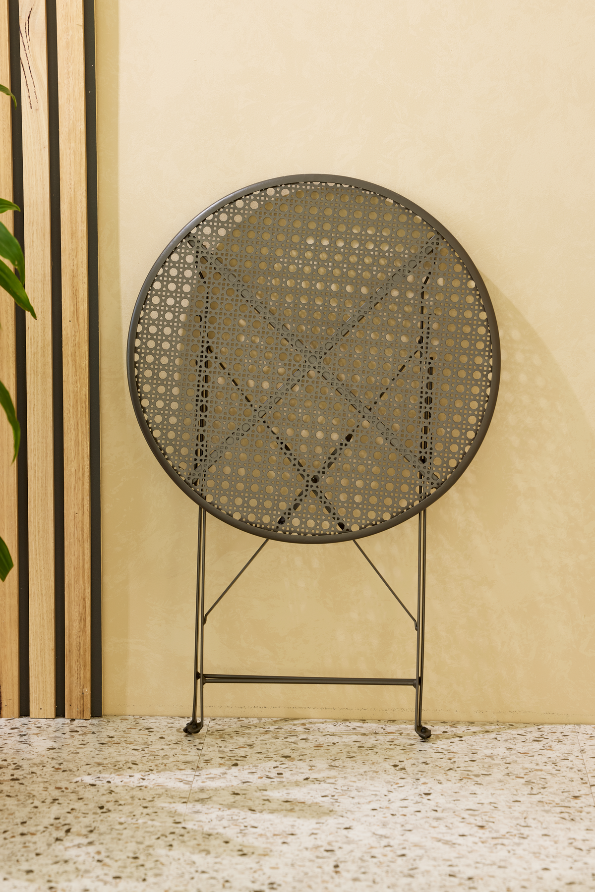Havora Outdoor Table Espresso