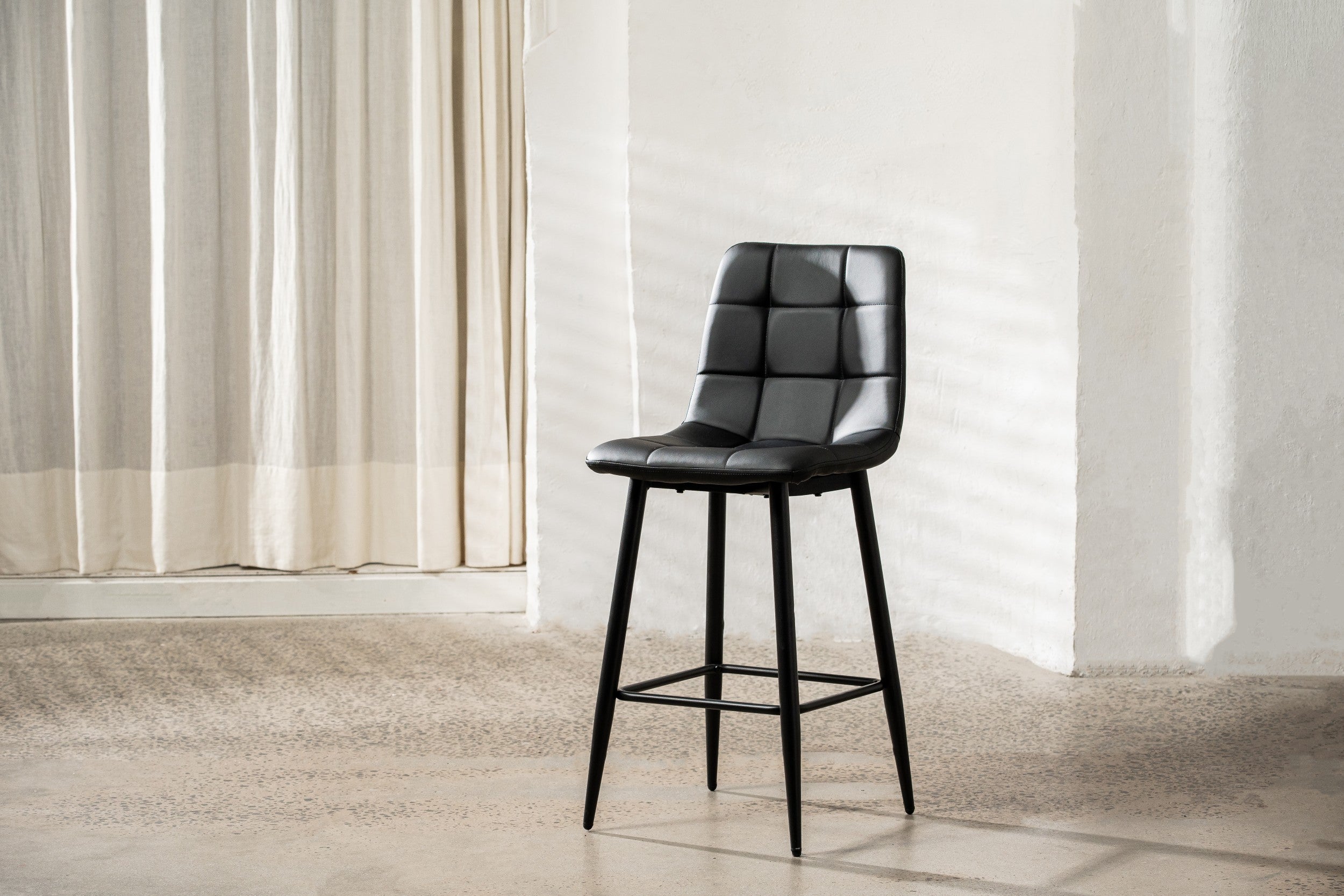 Graphite Bar Stool Black (Set of 2)