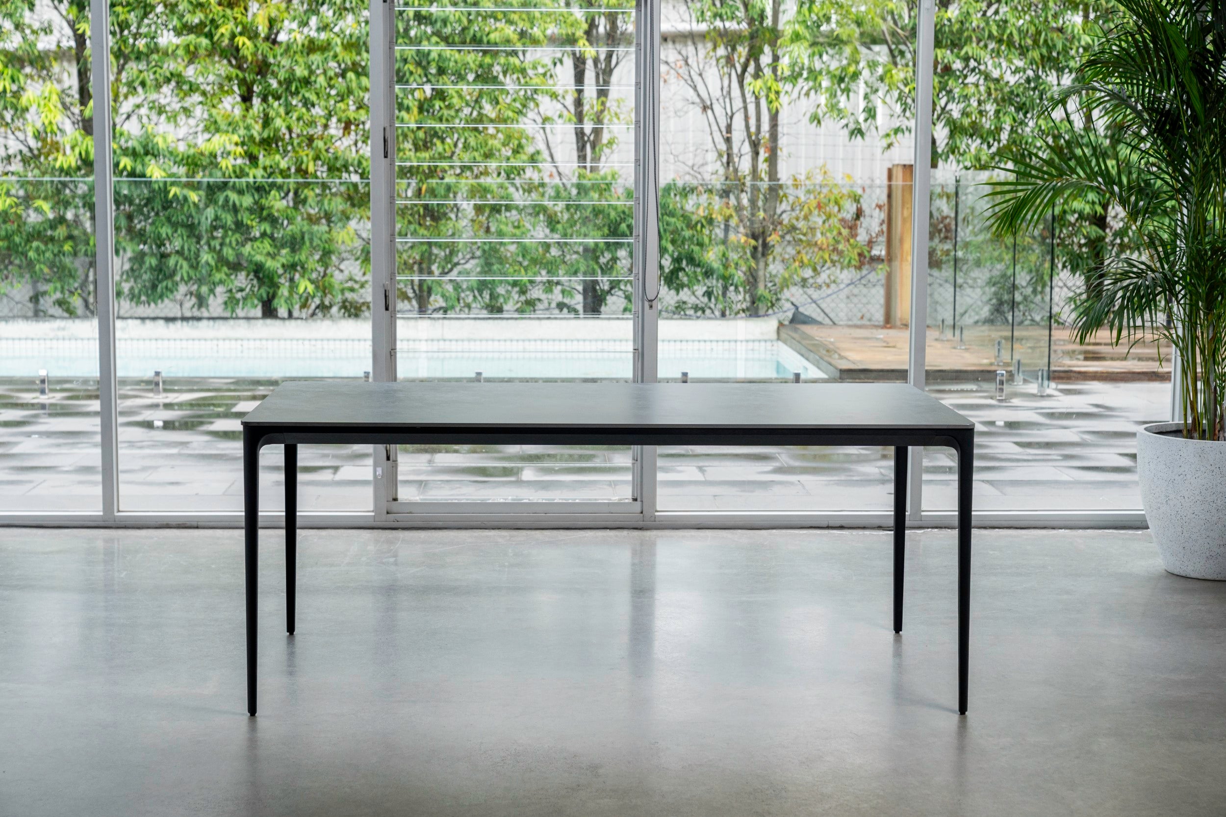 Grandeur Dining Table Grey Stone Ceramic
