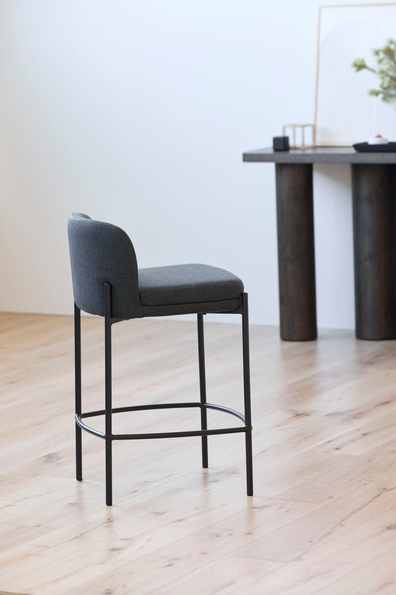 Obsidian Bar Stool Charcoal