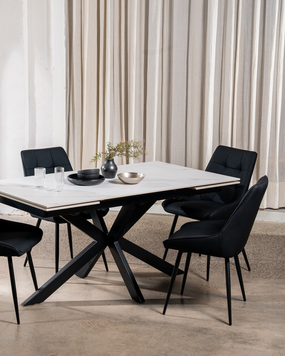 Ruvello Dining Chair Black (Set of 2)