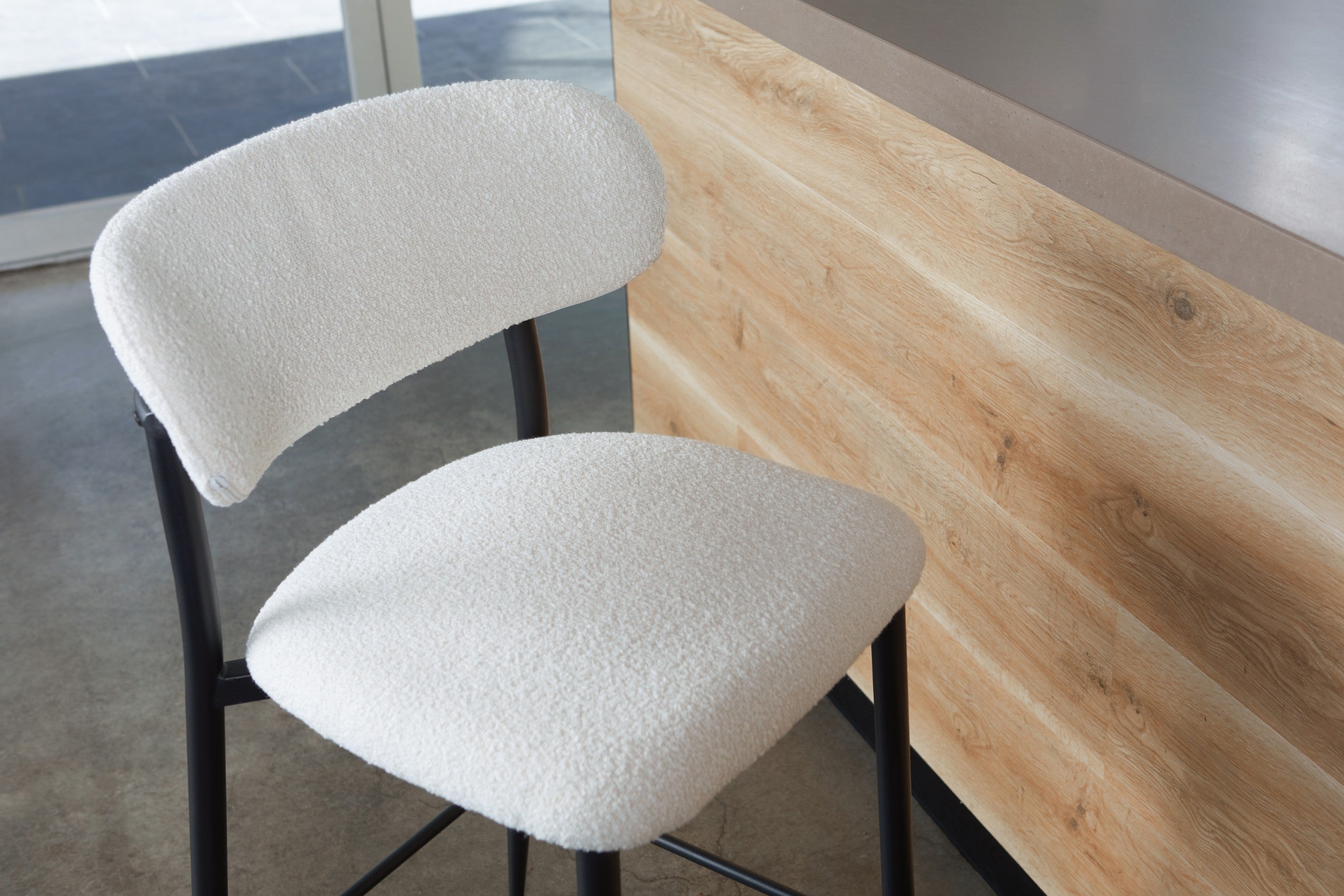 Avorio Bar Stool Off White (Set of 2)