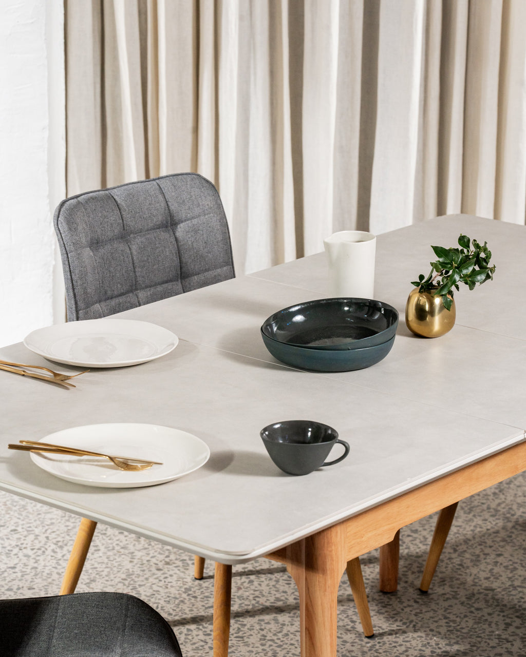 Norvella Extension Dining Table Light Grey Ceramic