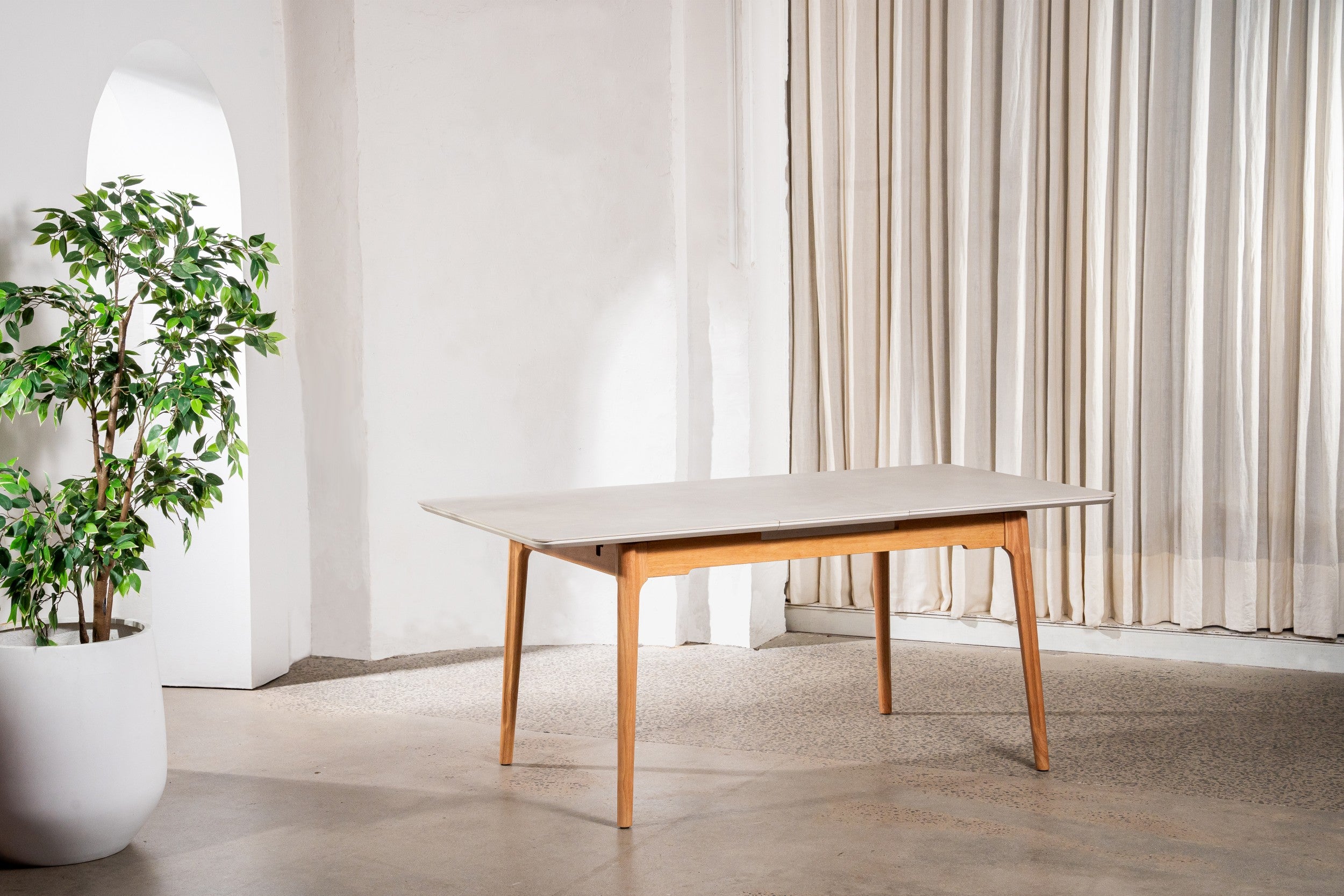 Boreal Extension Dining Table Light Grey Ceramic