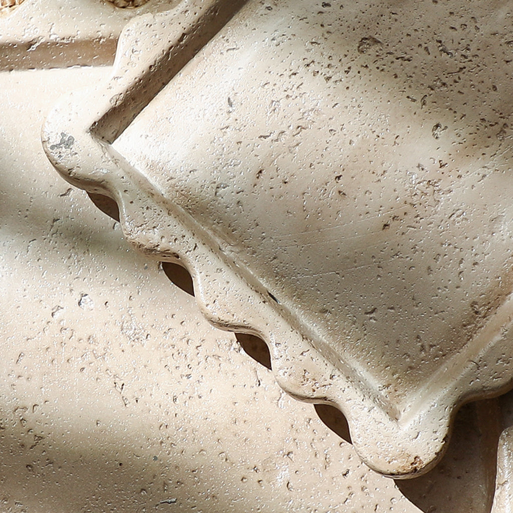 Wavy Edge Plate B
