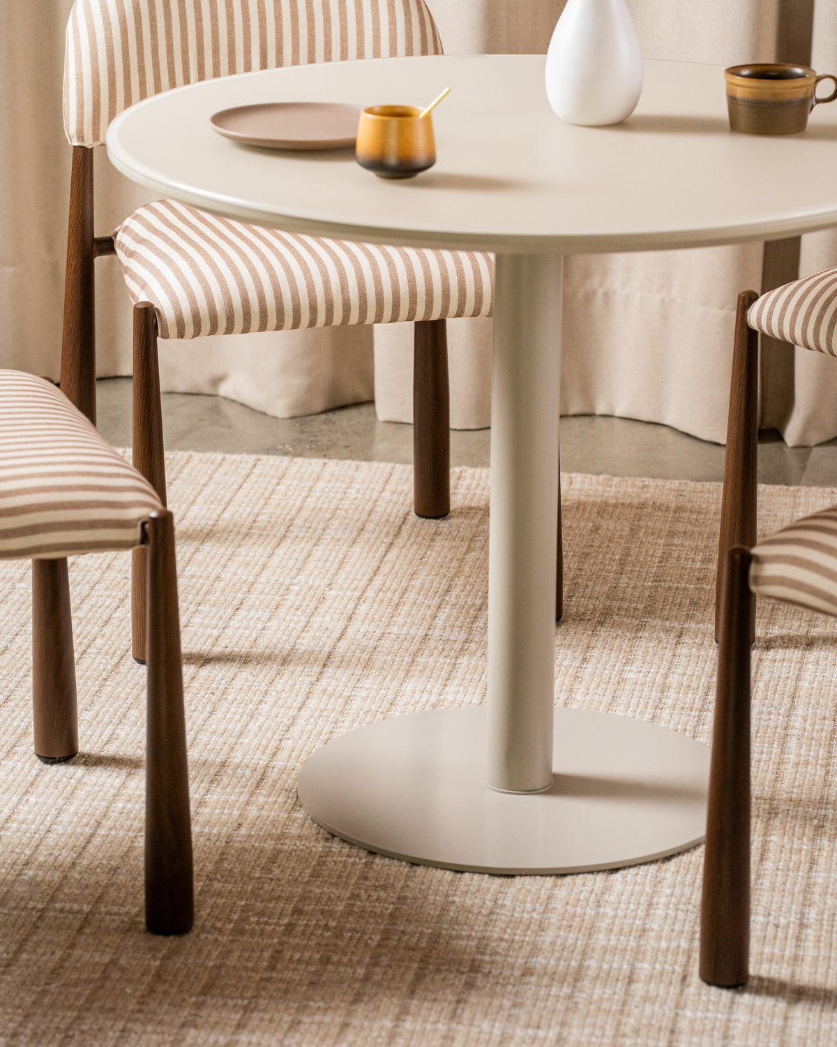 Posvella Dining Table Matte Tofu