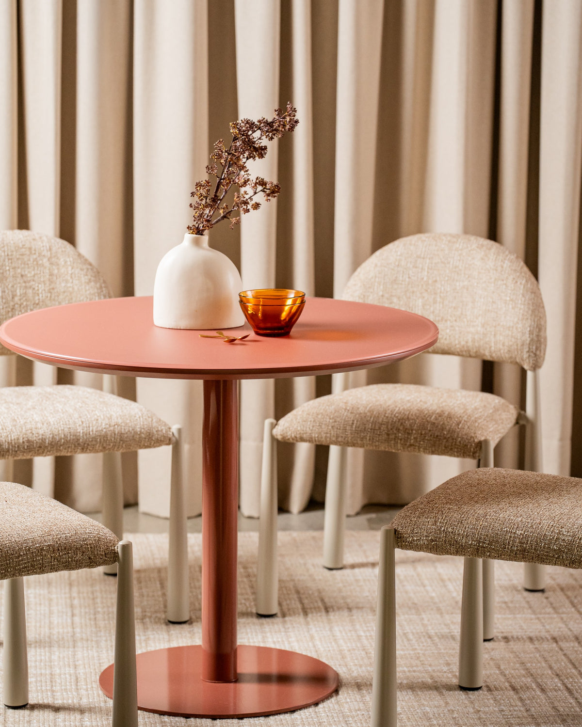Posvella Dining Table Matte Dusty Rose