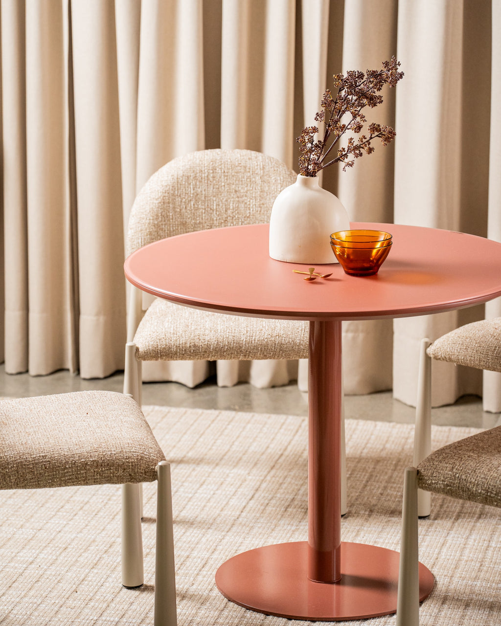 Posvella Dining Table Matte Dusty Rose