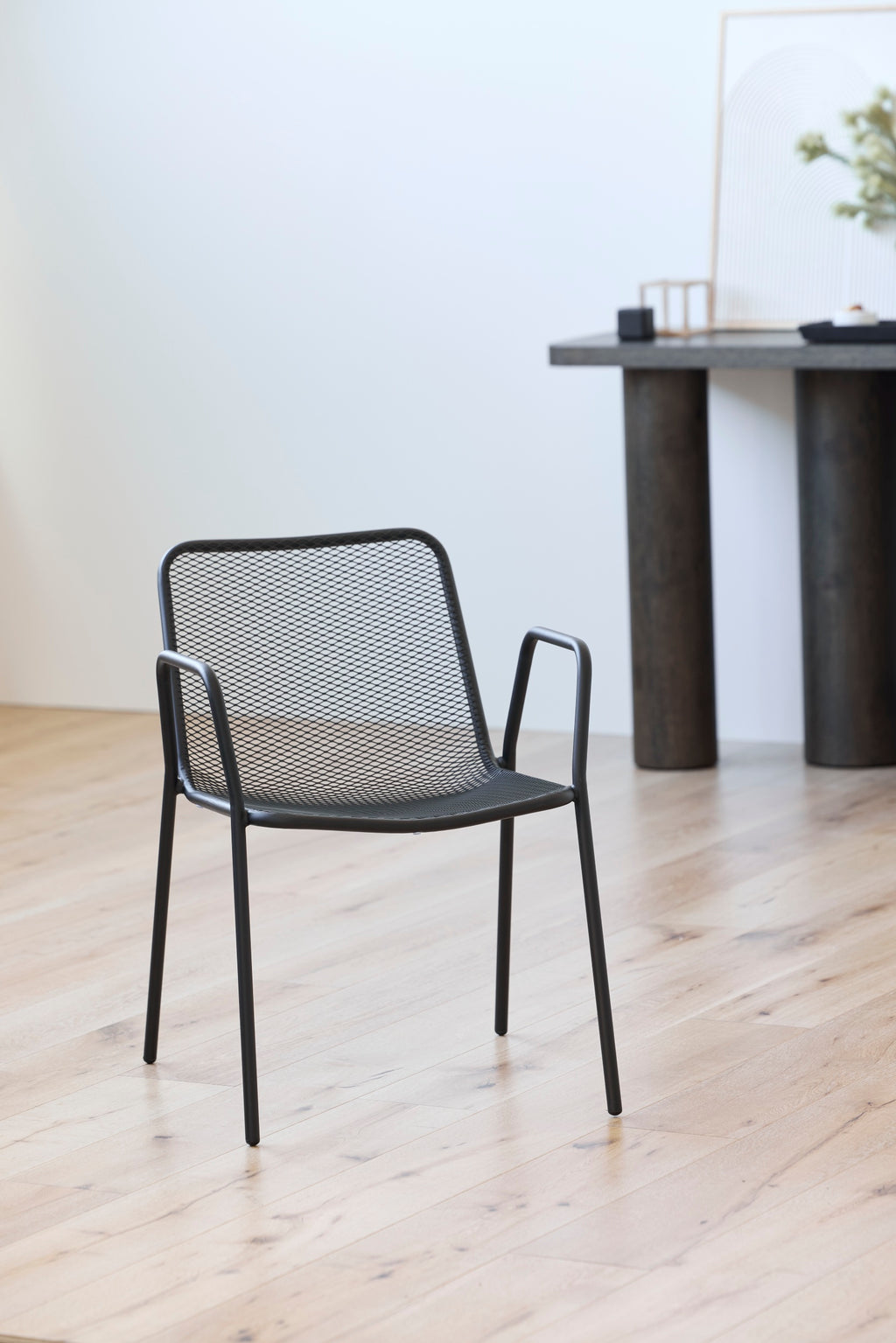 Aegis Outdoor Chair Black (Set of 2)