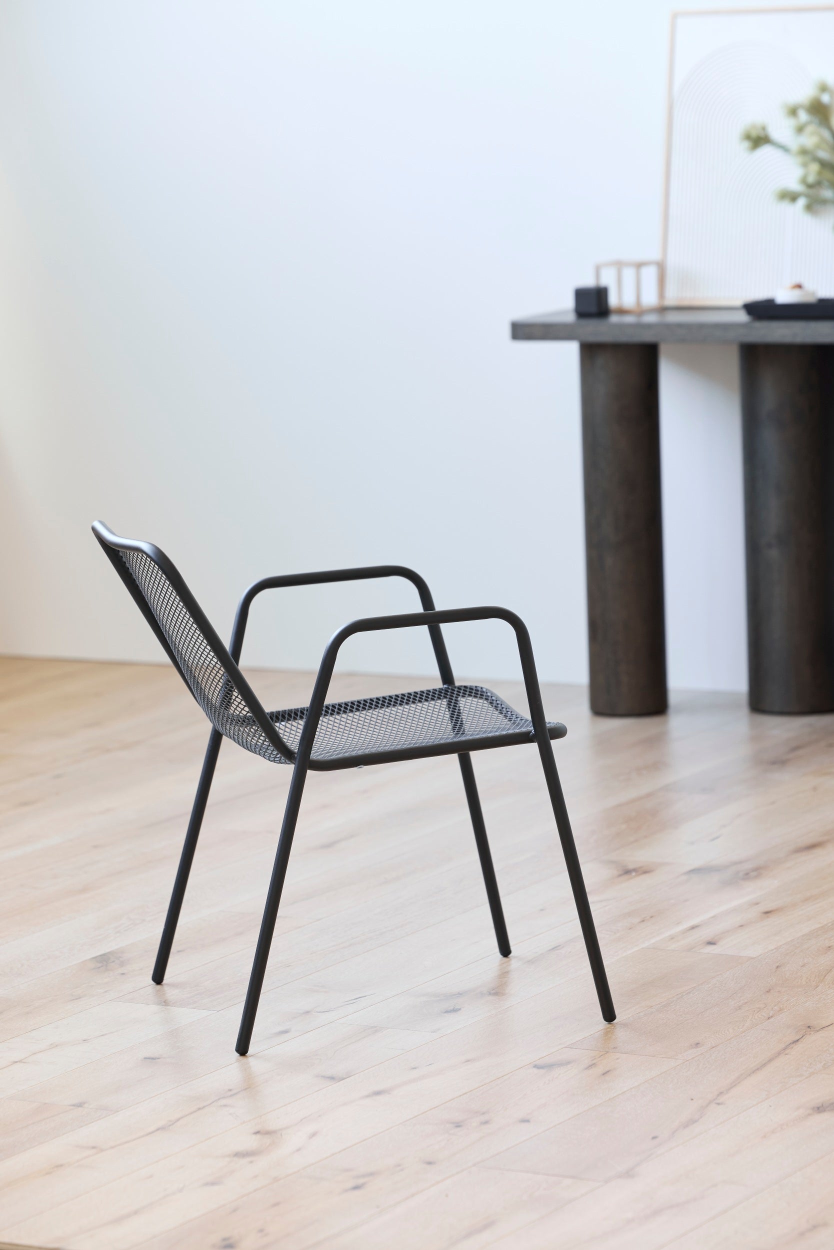 Aegis Outdoor Chair Black (Set of 2)