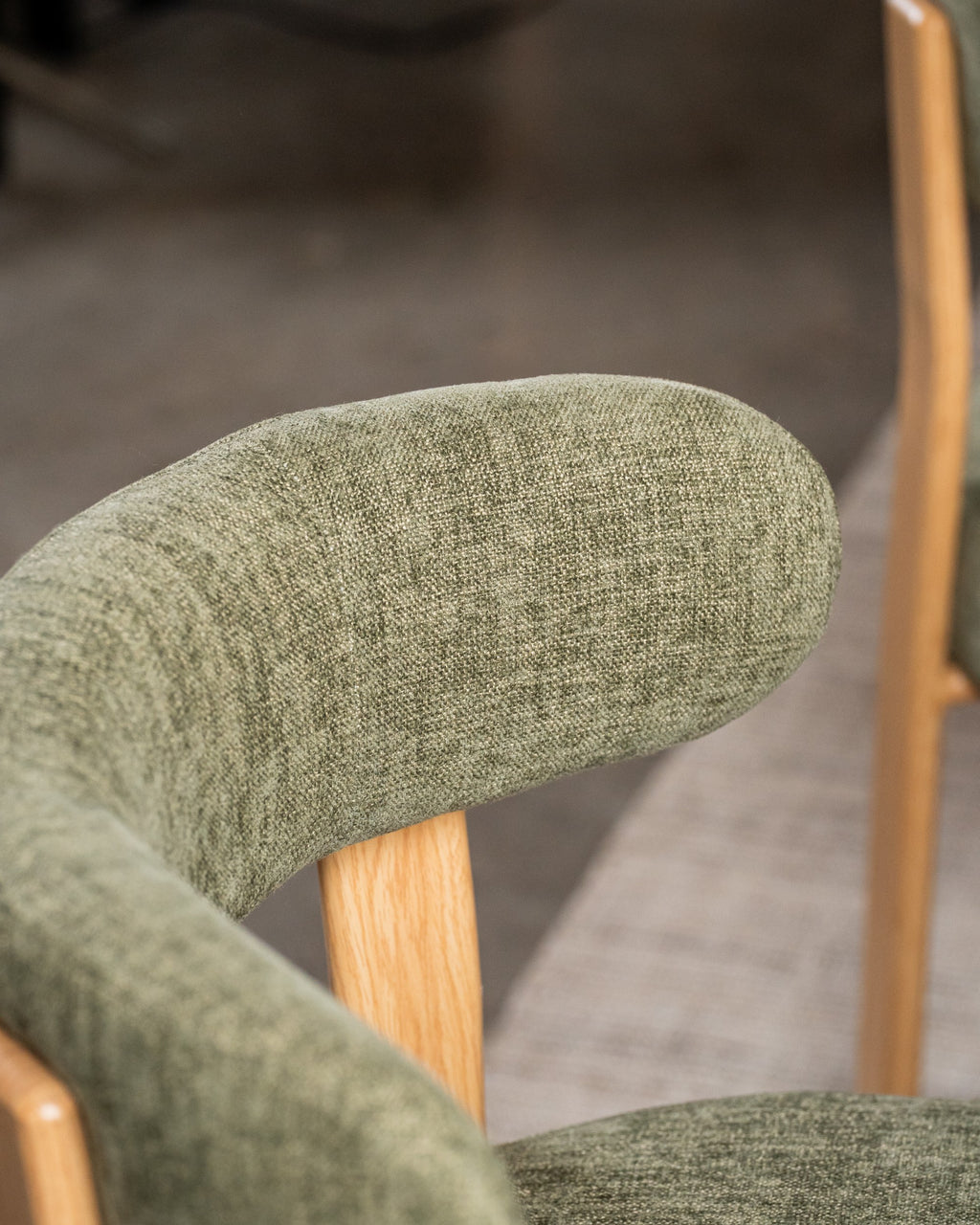 Rivaro Dining Table Natural