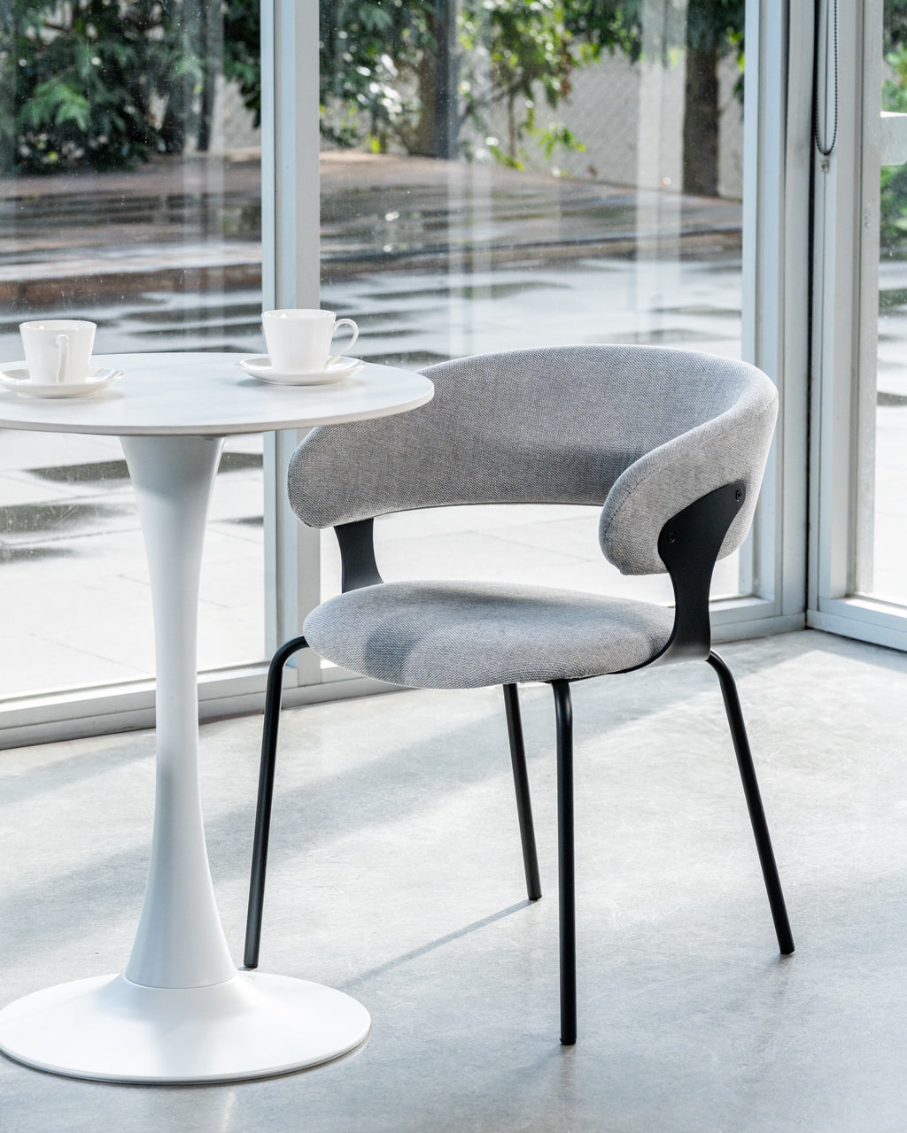 Selvani Small Dining Table Snow White