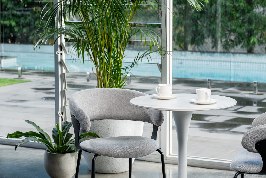 Selvani Small Dining Table Snow White