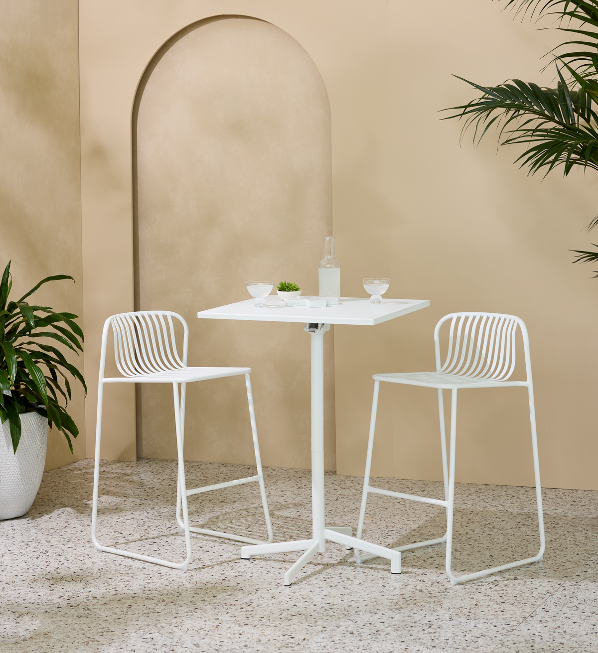 Swivella Bar Table White