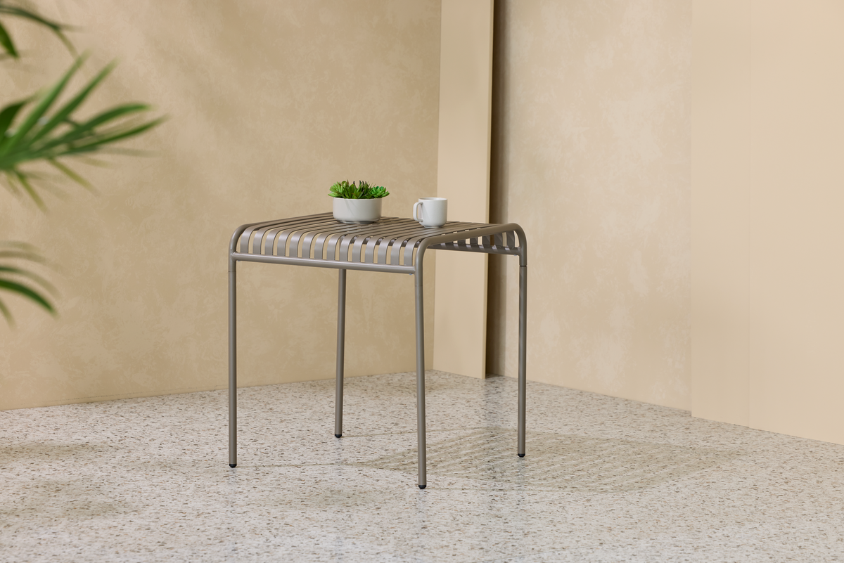 Swivella Small Dining Table Cappuccino