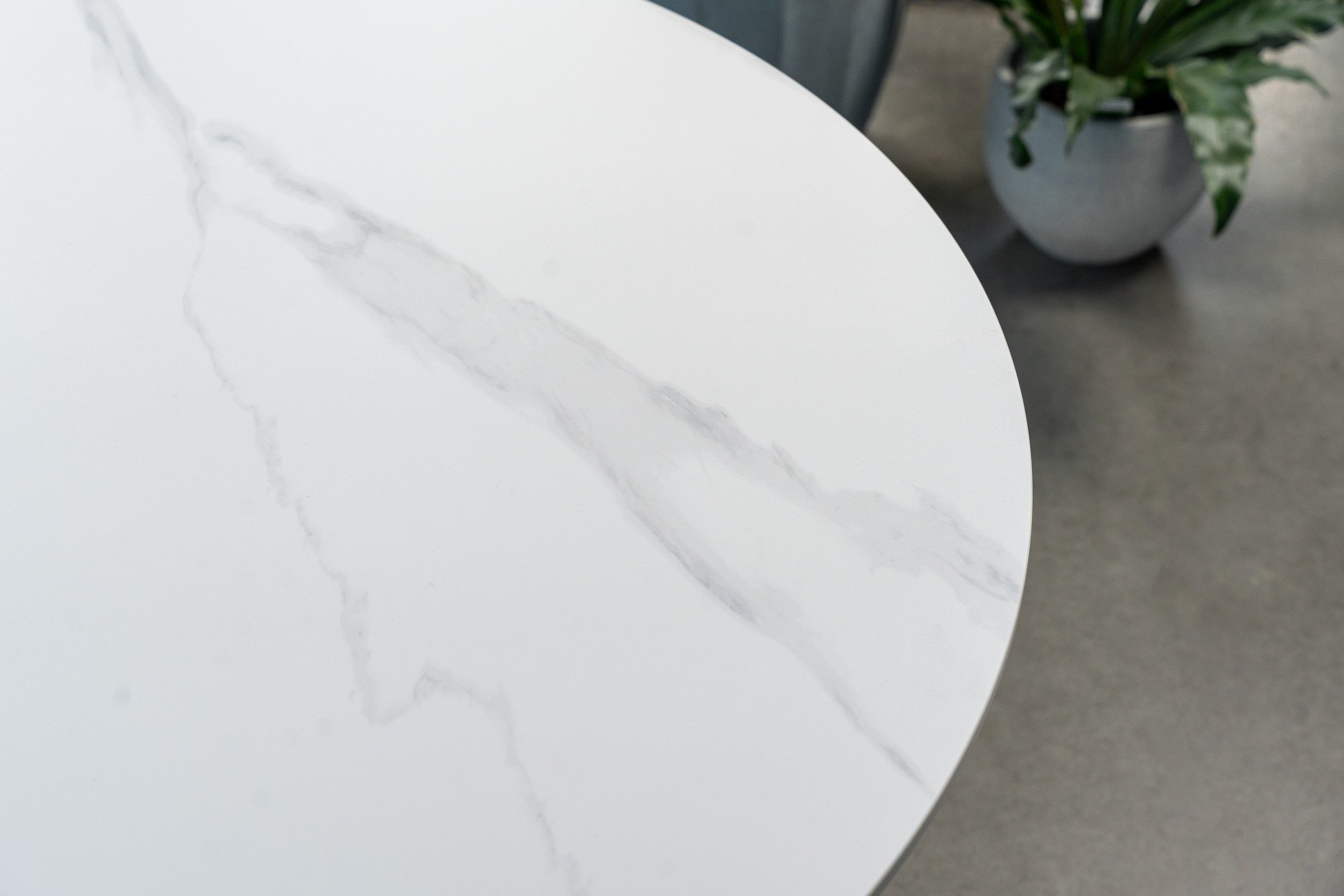 Venezia Round Dining Table Snow White
