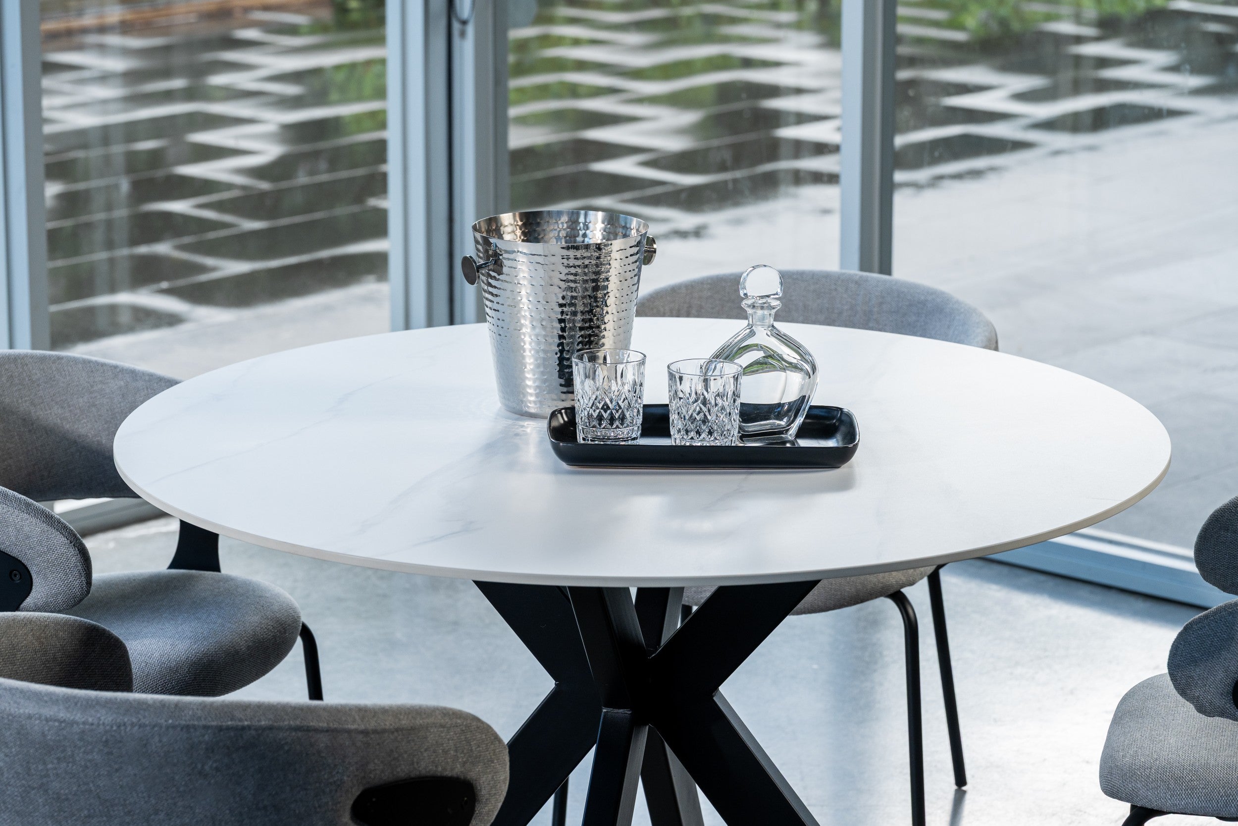 Venezia Round Dining Table Snow White