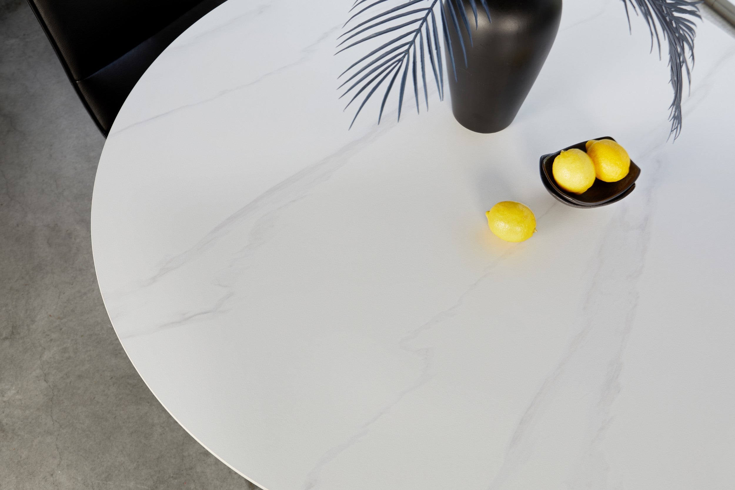 Venezia Round Dining Table Snow White