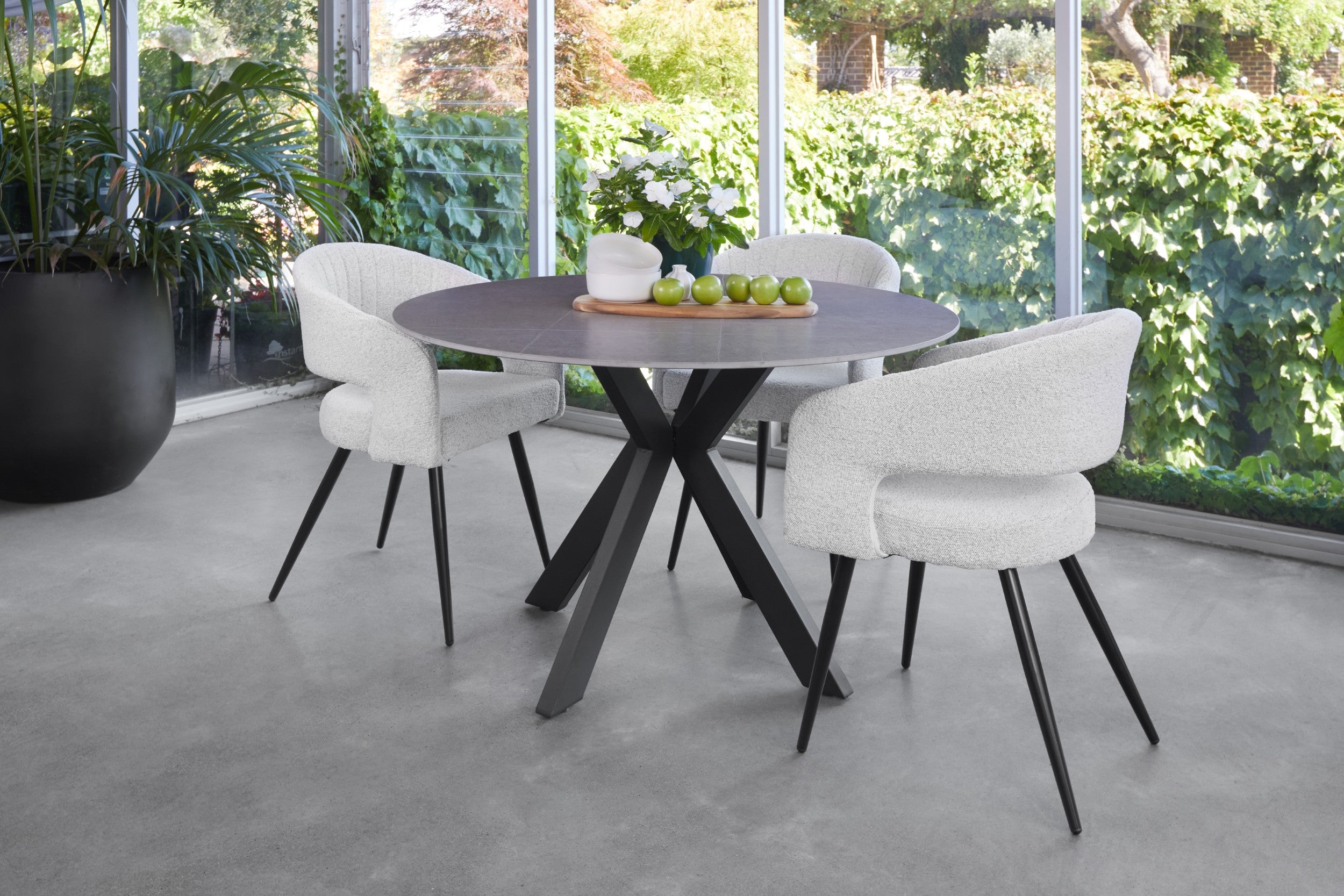 Venezia Round Dining Table Bulgarian Grey