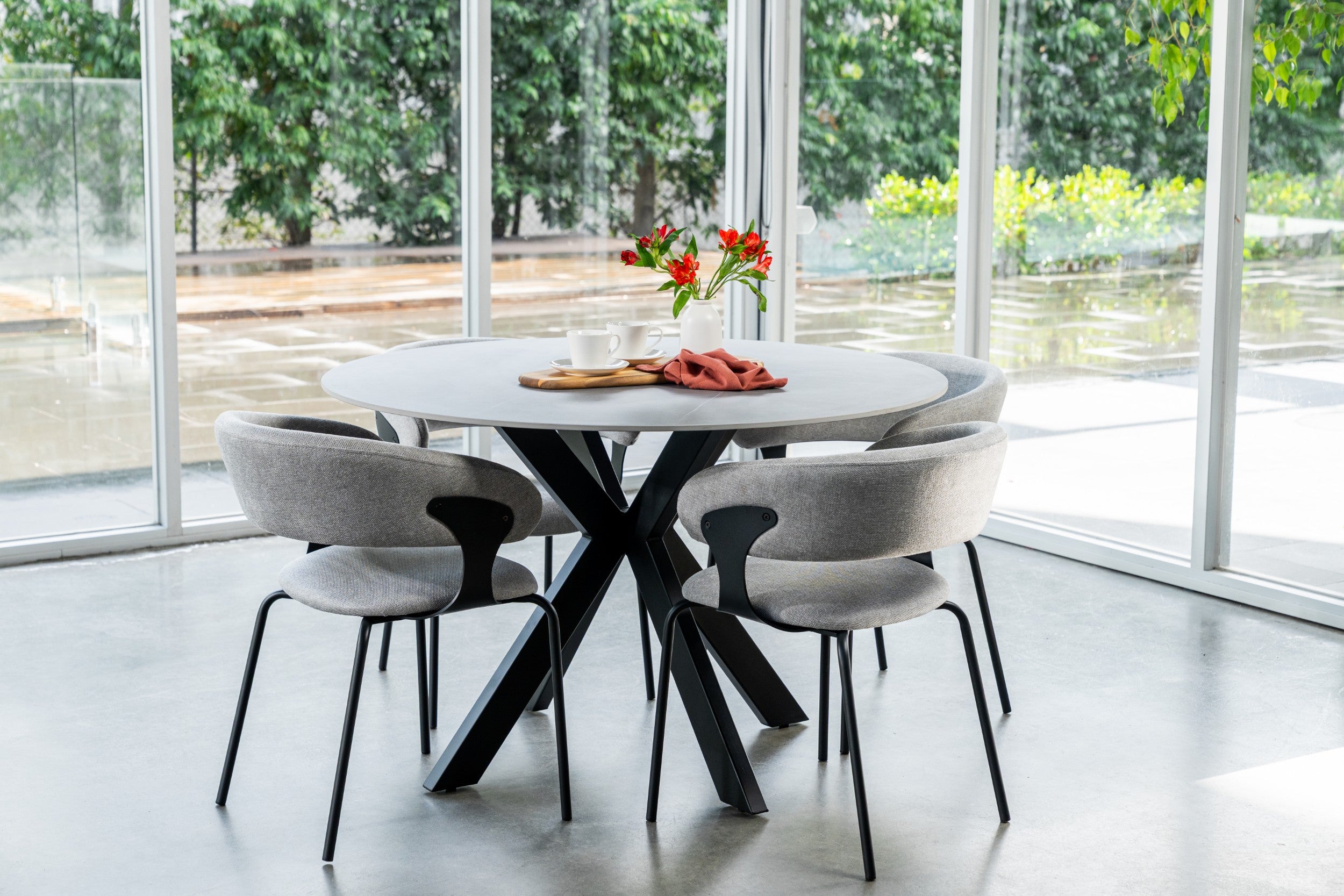 Venezia Round Dining Table Bulgarian Grey