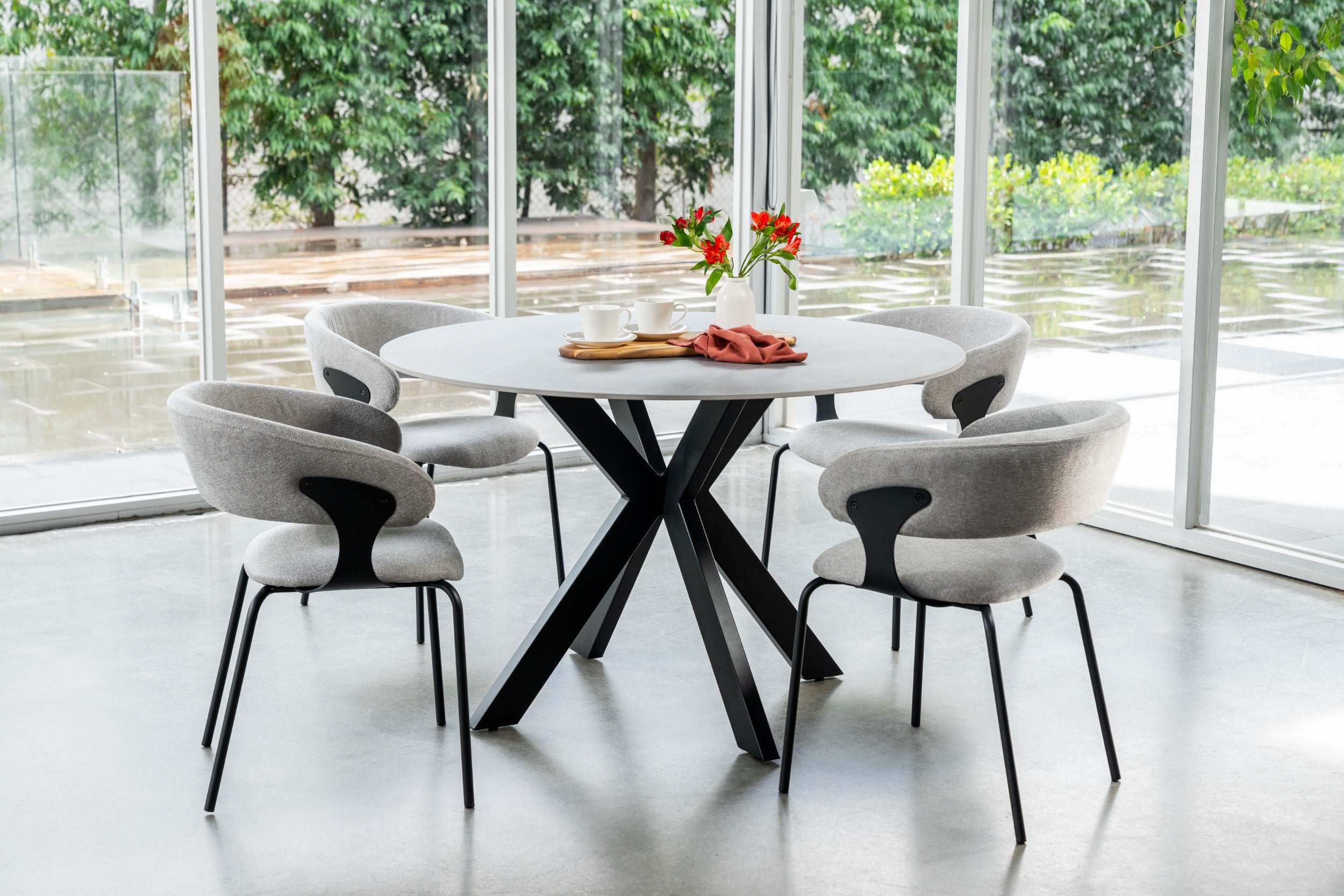 Venezia Round Dining Table Bulgarian Grey