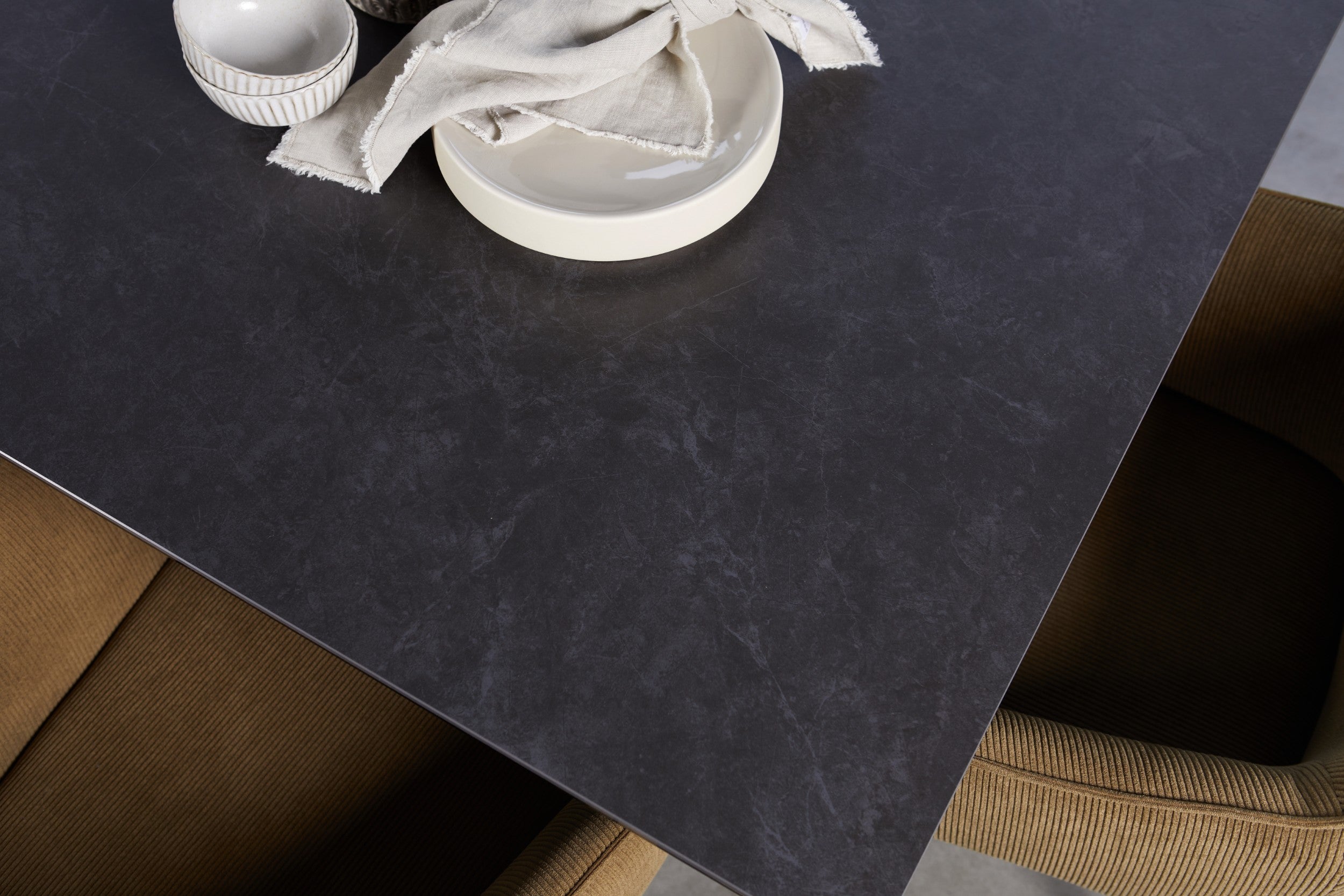 Blizzara Extension Dining Table Blizzard Ceramic