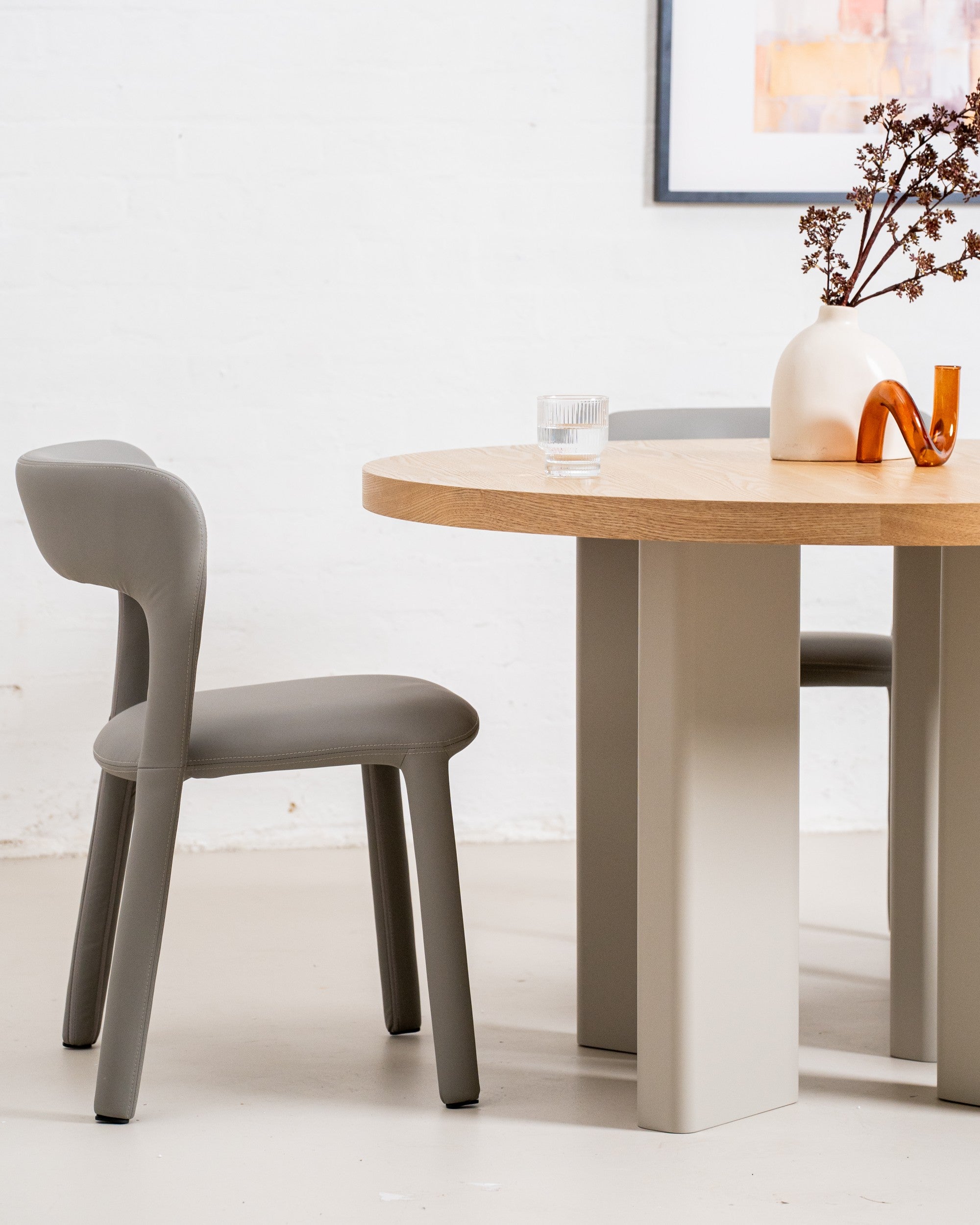 Westwood Round Dining Table Oak / Grey