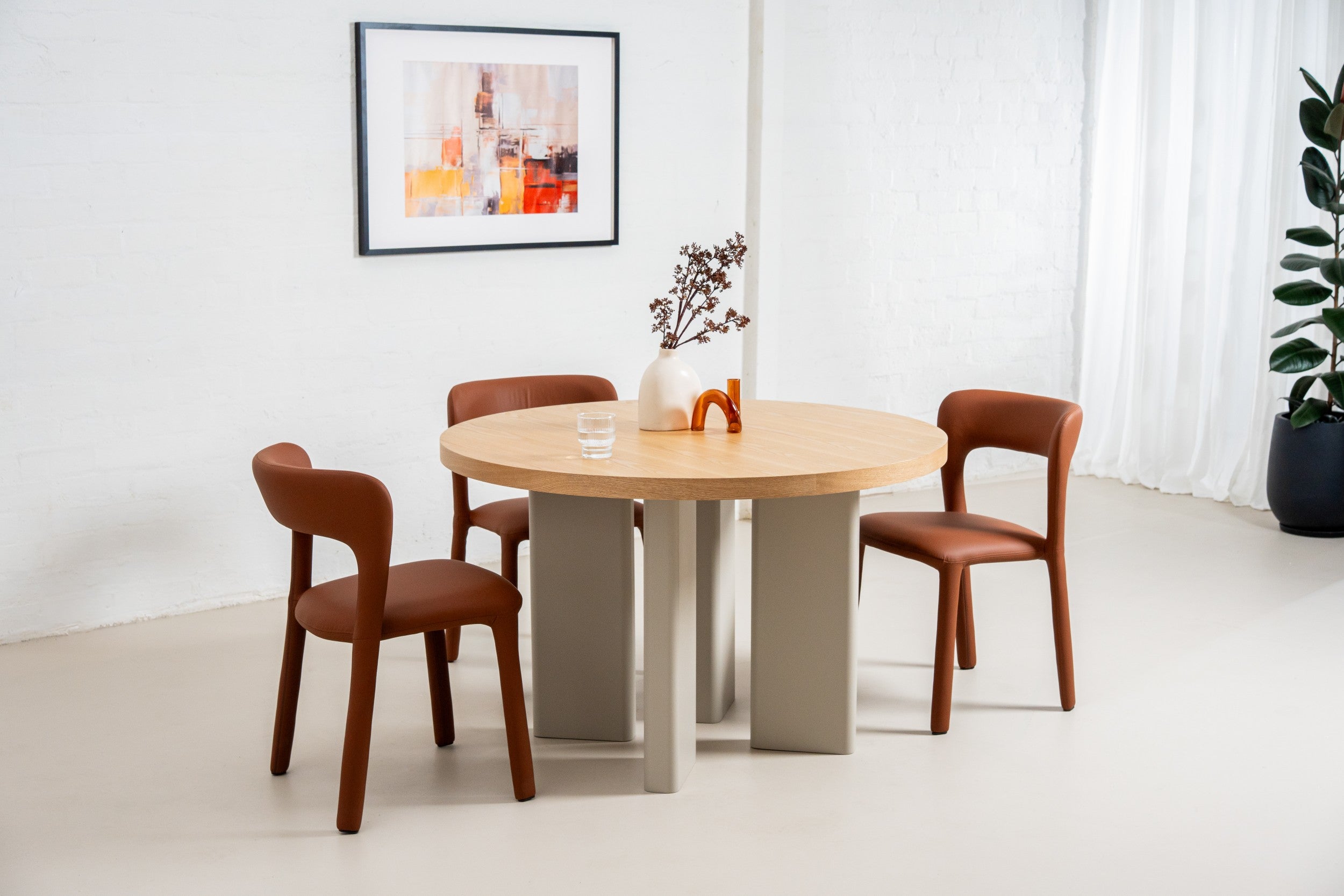 Westwood Round Dining Table Oak / Grey