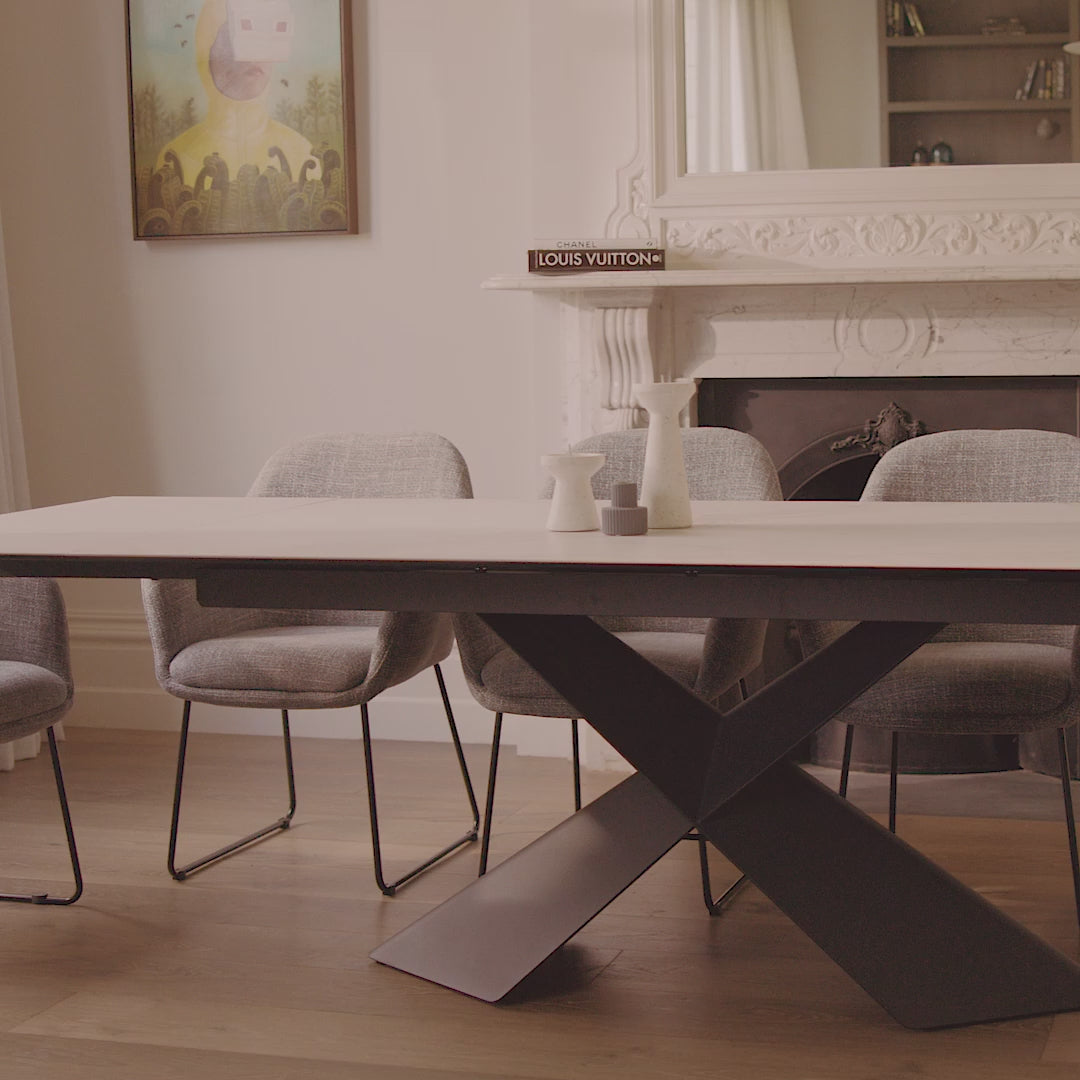 Zara Extension Dining Table Vermont Ceramic
